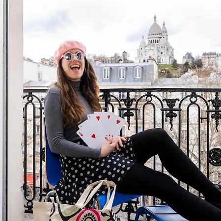 Le Regent Montmartre By Hiphophostels Hostel Paris