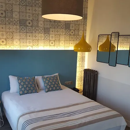 Le Regent Montmartre By Hiphophostels Vandrarhem