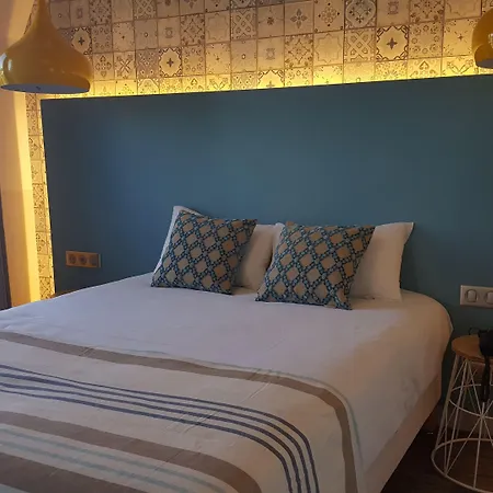 Le Regent Montmartre By Hiphophostels * Paris