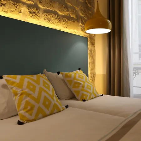 Le Regent Montmartre By Hiphophostels Vandrarhem Paris