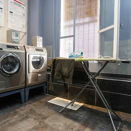 Le Regent Montmartre By Hiphophostels