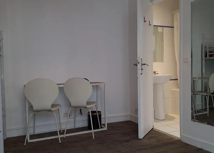 Le Regent Montmartre By Hiphophostels Paryż