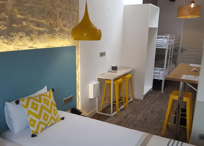 Hostel Le Regent Montmartre By Hiphophostels