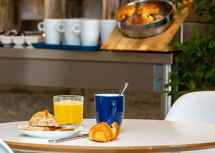 Le Regent Montmartre By Hiphophostels Hostel *