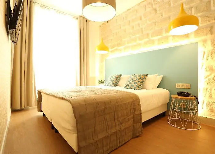 Hostel Le Regent Montmartre By Hiphophostels *